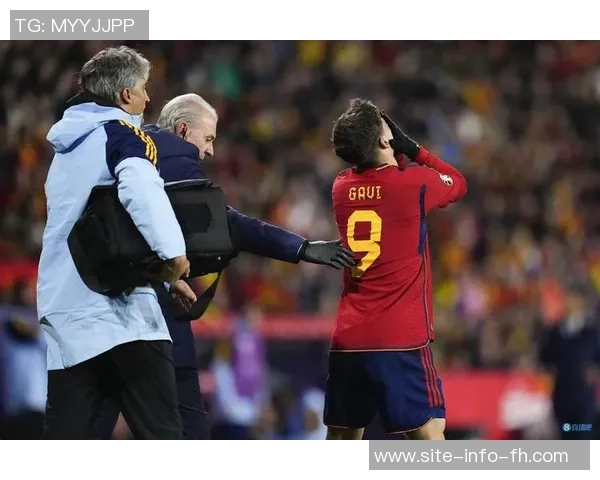 巴萨女足阿莱桑德里右膝前十字韧带断裂即将接受手术恢复之路艰难