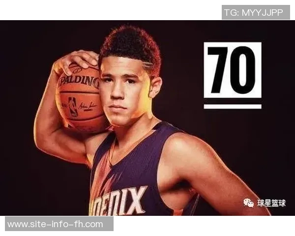 奥特分析布克在进攻中的关键作用及其引领团队的能力